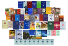 Gruppenbild mit Covern von Losungen aus aller Welt